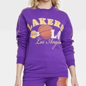 Los Angeles LA Lakers Sweatshirt WOMEN'S XL NBA Pullover Crewneck Purple Soft